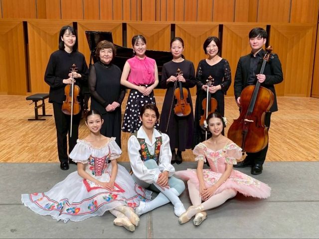 ＼終演いたしました🎻🎶／

「東京シティ・フィルと東京シティ・バレエ団の
#はじめての音楽会 」

本公演は0才から入場OK✨
みなさま元気に盛り上がっていただき
ありがとうございました❣️

本日出演の熊谷天志・大井穏空は、
来週末の「シティ・バレエ ・サロンvol.14」にも出演いたします。
ぜひご注目ください👀✨

📸1枚目
ナビゲーターの松下眞子さん
東京シティ・フィルハーモニック管弦楽団の皆さん
東京シティ・バレエ団ダンサー

📸2枚目
指導／キム・ボヨン
アーティスト／小林可乃 熊谷天志
TCBスタジオカンパニー／大井穏空

*-*-*-*-*-*-*-*-*-*-*-*-*-*-*-*-*-*-*-*-*-*-*-*

#東京シティバレエ団 #tokyocityballet #tcb #江東区 #tokyo #japan #バレエ #ballet #balletforeveryone #ティアラこうとう #東京シティフィルハーモニック管弦楽団